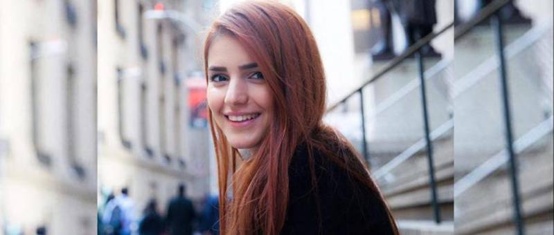 Momina Mustehsan Gives Elitist Hater A Shut Up Call On Twitter