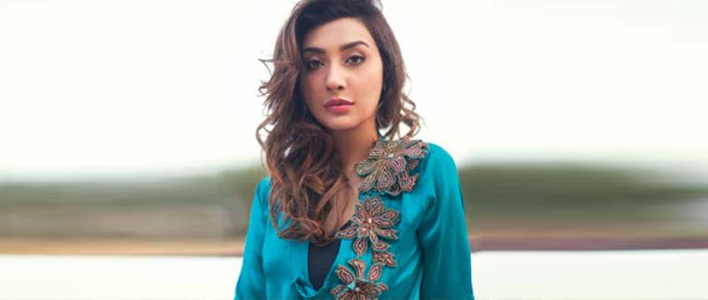 One-on-One With The Screen Queen, Ayesha Khan