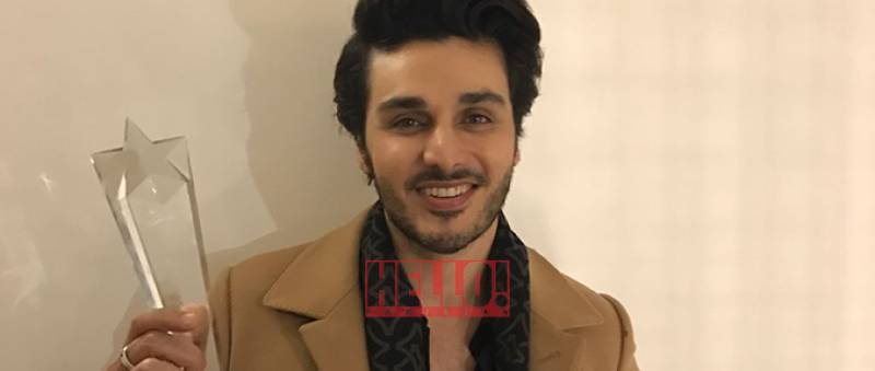 Ahsan Khan Wins Best Actor Award at the Pakistan Achievement Awards International 2016