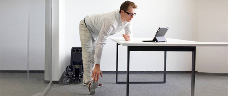 3 Easy Workouts You Can Do At Your Work Desk