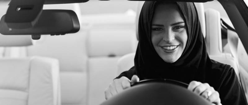 Twitter Rejoices as Saudi Arabia Decides to Lift the Ban On Women Drivers