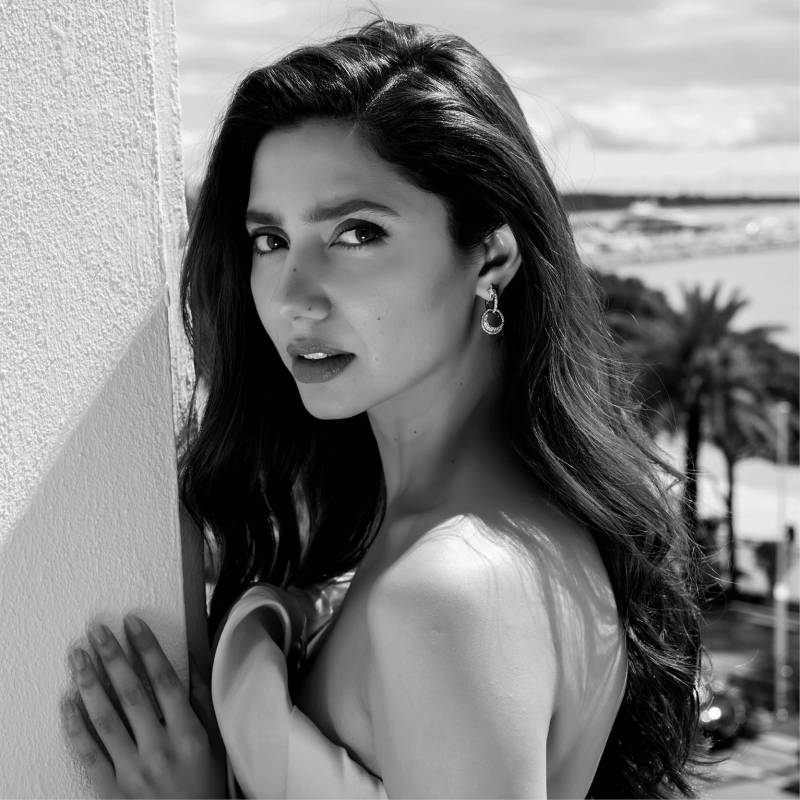 MAHIRA KHAN - ACTRESS 