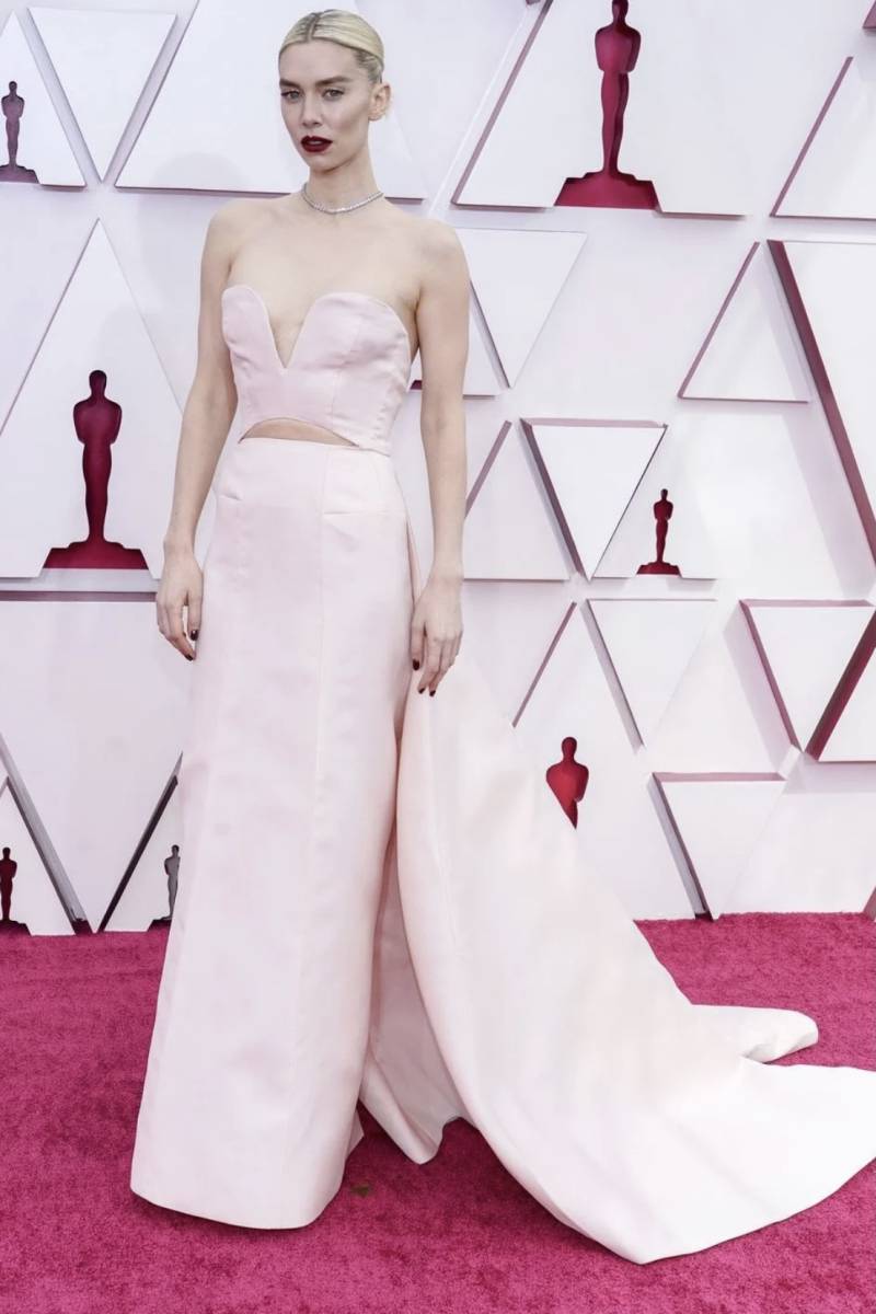 Fashion Hits And Misses From Oscars 2021!