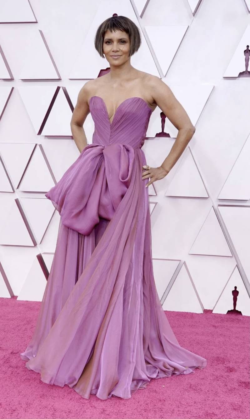 Fashion Hits And Misses From Oscars 2021!