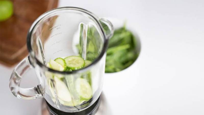 5 HOME REMEDIES TO FIGHT ACNE 