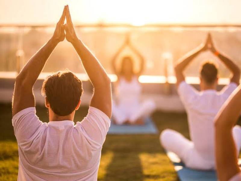 5 WAYS TO BEAT THE SUMMER BLUES 