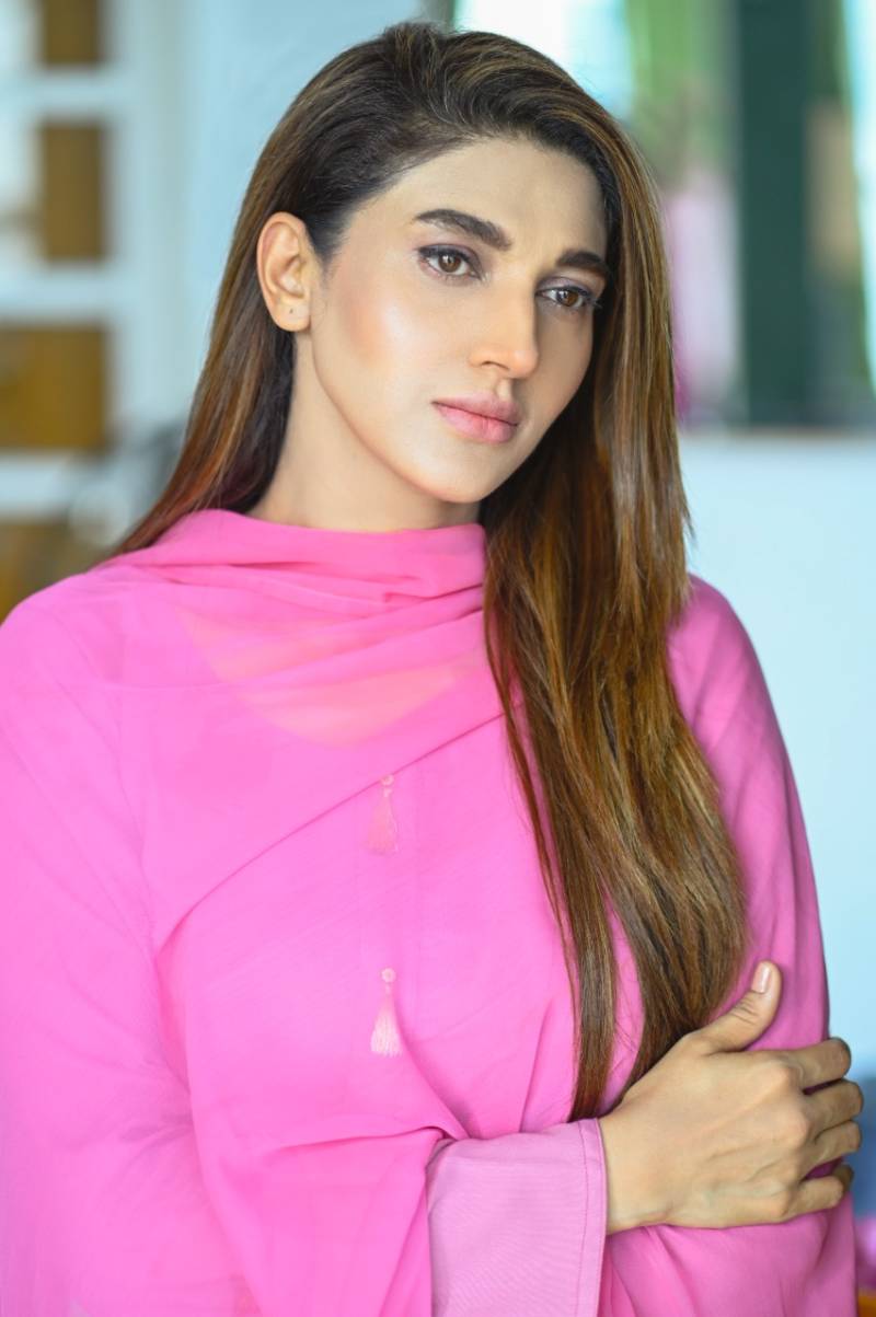 Sana Fakhar - Rebirth Of A Star!