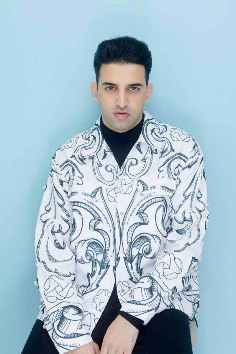 RECONNECTING WITH OUR ROOTS: INTERNATIONAL DESIGNER ALI HAIDER DAWNS HIS CREATIVE VISION IN PAKISTAN 