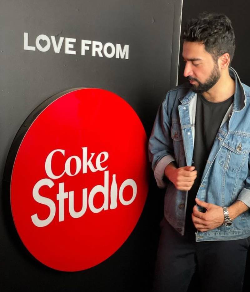 GHAZI TAIMOOR AKA “VIRAL WALLET GUY” GIVES US COKE STUDIO 14’S REAL MAGIC WITH HIS ALL-ACCESS BACKSTAGE PASS