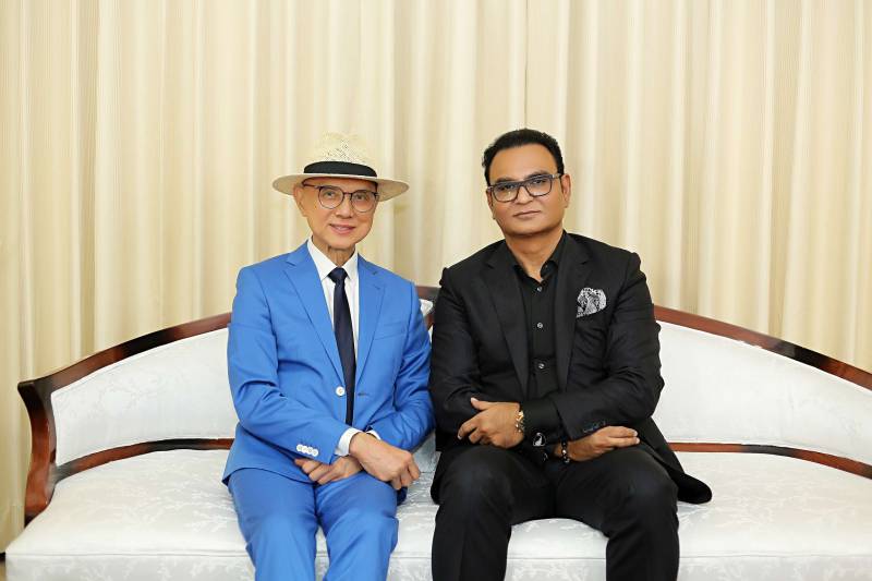 Iconic Jimmy Choo’s Visit to Pakistan: Bridging Tradition and Global Fashion