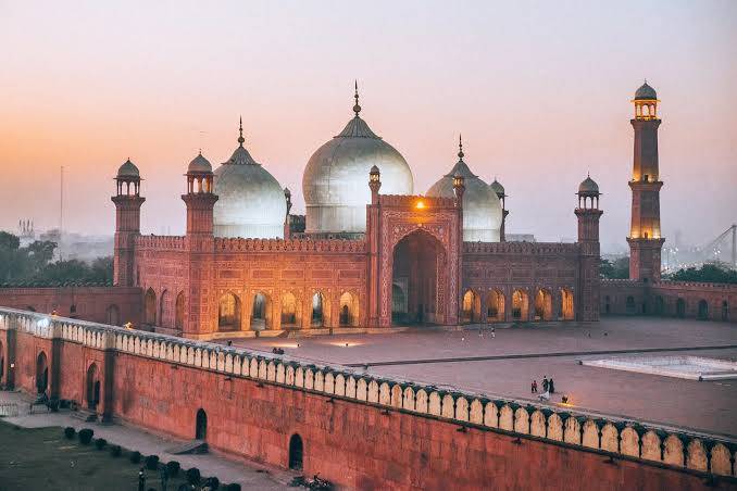 WHY IS PUNJAB’S DEVELOPMENT ALWAYS A LOVE LETTER TO LAHORE?