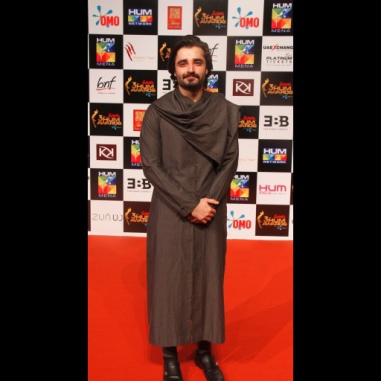 0818673001428928174spotted_hum_awards_dubai_red_carpet_2015_20