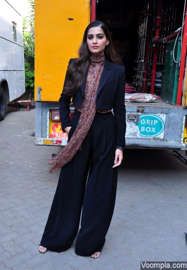 Point 2 Sonam Kapoor wide-leg pants