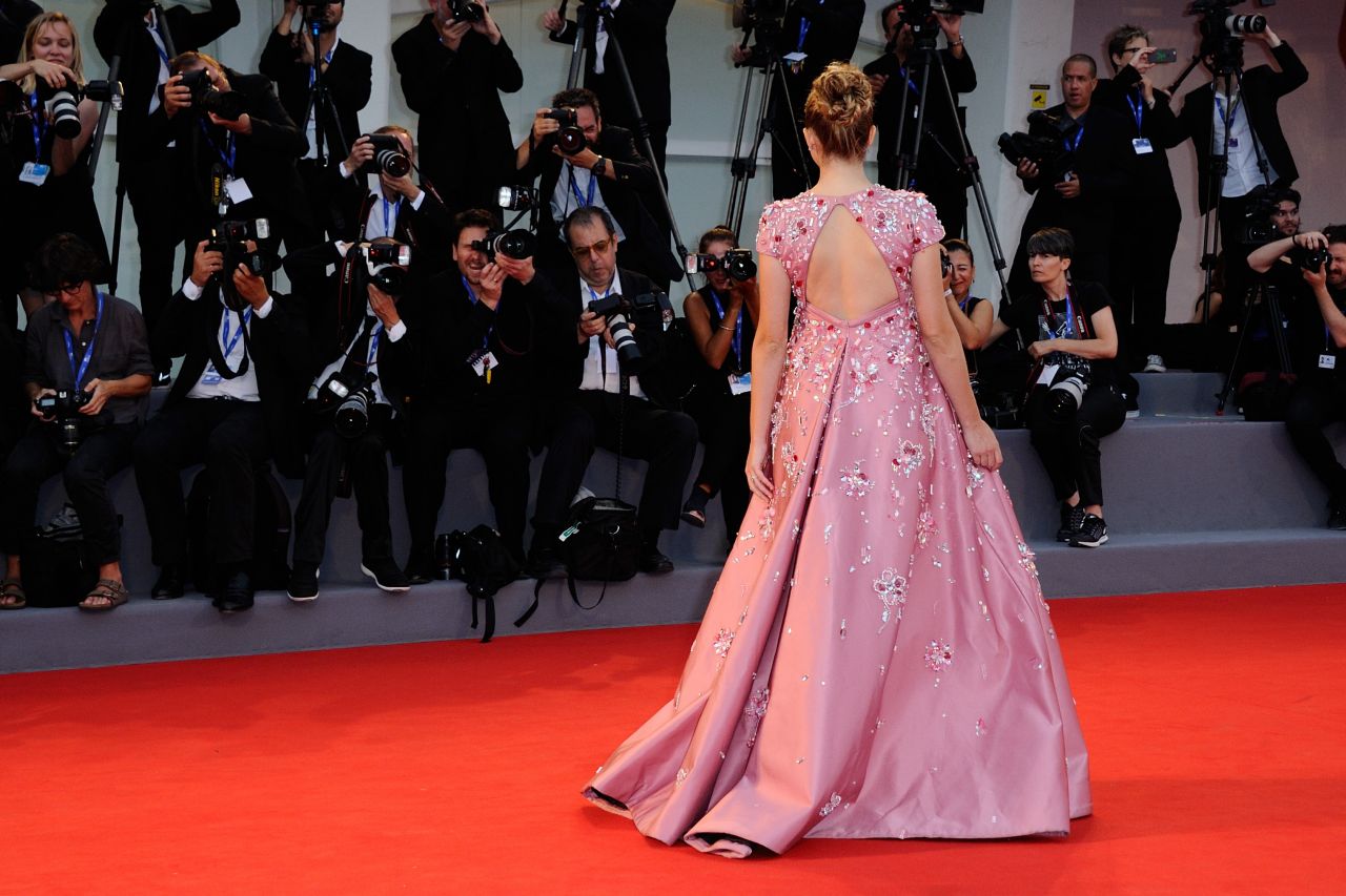 teresa-palmer-hacksaw-ridge-premiere-venice-film-festival-in-italy-09-04-2016-7