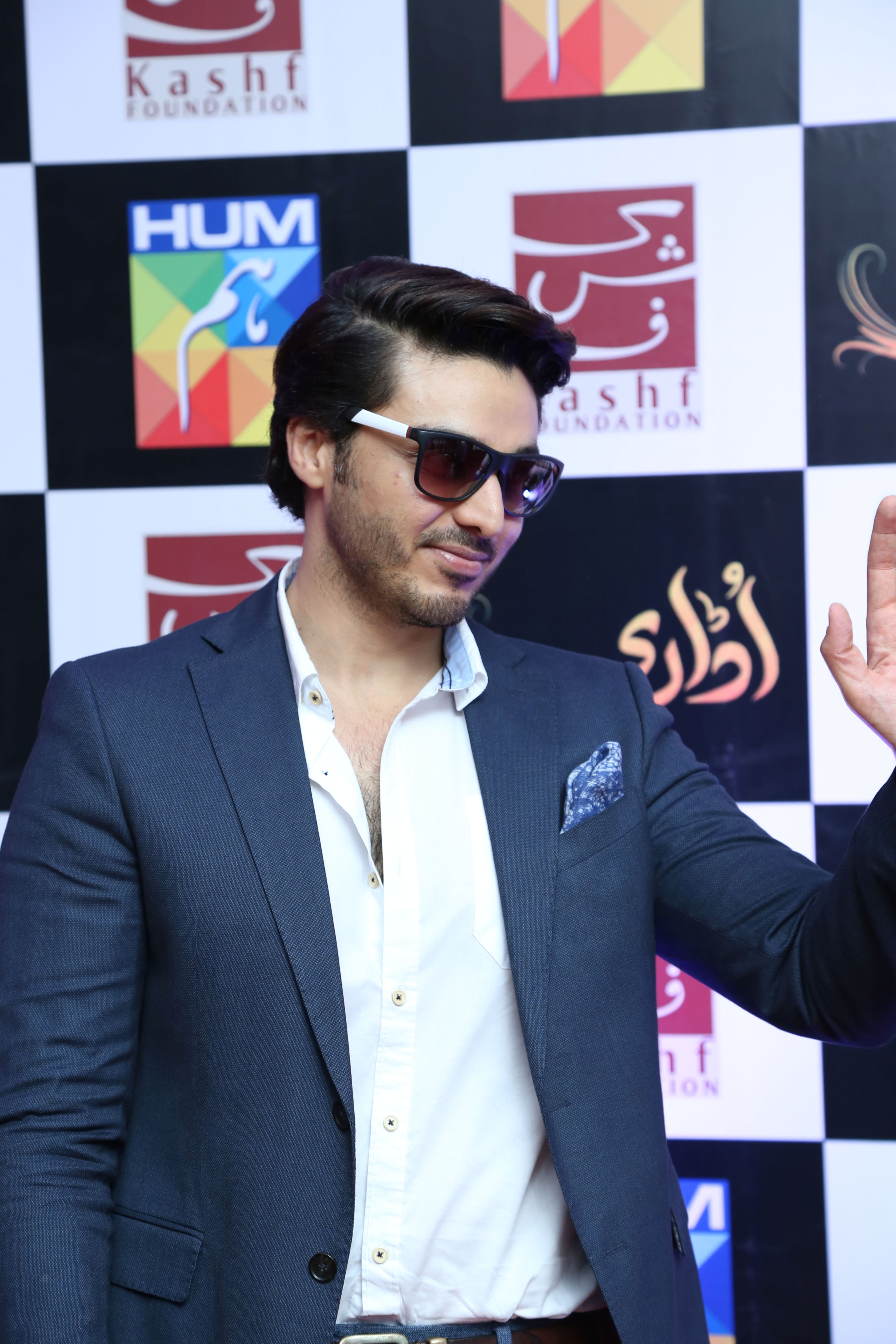 Ahsan Khan (2)